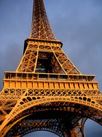 eiffel,eiffel tower,paris,france,dusk